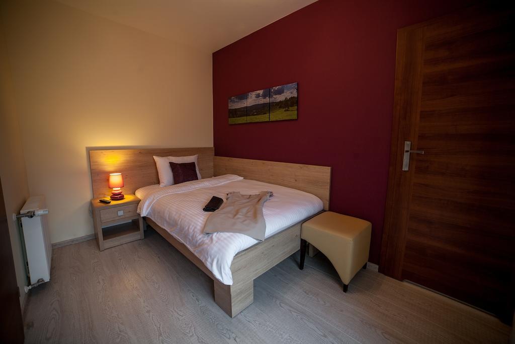Frühstückspension Rezydencja Pod Ochorowiczowka 3*